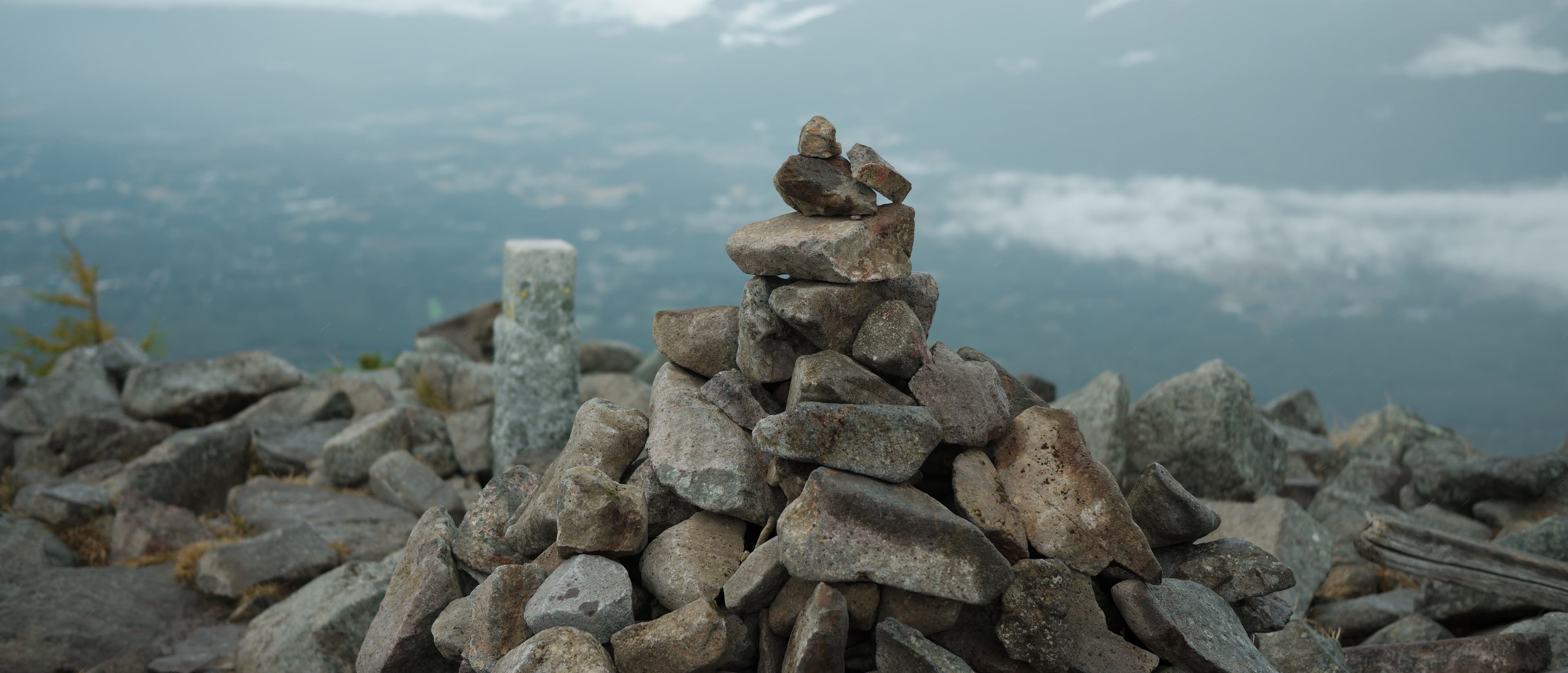 編笠山